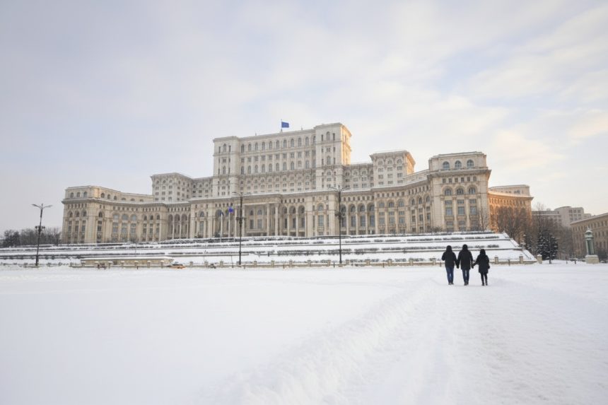 edited patru ani de razboi in ucraina parlamentul romaniei va fi iluminat marti in culorile drapelului ucrainei 699c1a06a61db