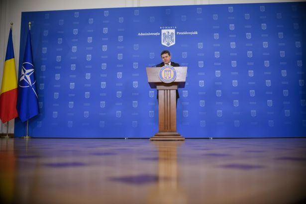 edited presedintia explica intarzierea in promulgarea legii pensiilor de serviciu dupa comunicarea ccr 699dcdf39dfad