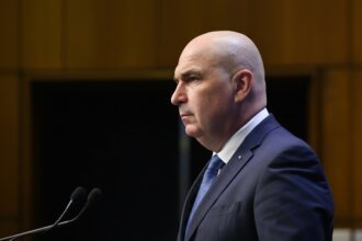 edited sedinta importanta a pnl la vila lac bolojan ar putea cere un vot de incredere in contextul tensiunilor din partid 69808f1e565d4