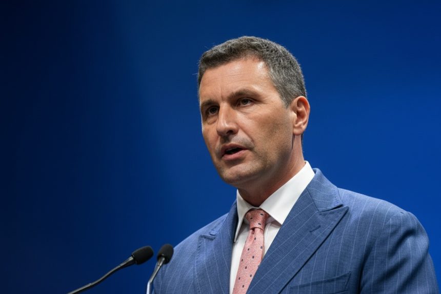 edited tanczos barna psd este in coalitie si influenteaza deciziile guvernamentale dar criticile publice nu ajuta 698e08edd832a