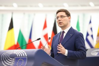 edited victor negrescu aderarea romaniei la zona euro trebuie sa devina noul proiect de tara 699aed06af4f1