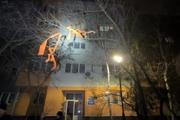 explozie intr un bloc din chitila 40 de persoane evacuate doua victime 6986dedf75eef