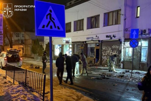 explozii la un magazin din estul ucrainei oficialii locali afirma ca a fost un atac terorist 699ab065de520
