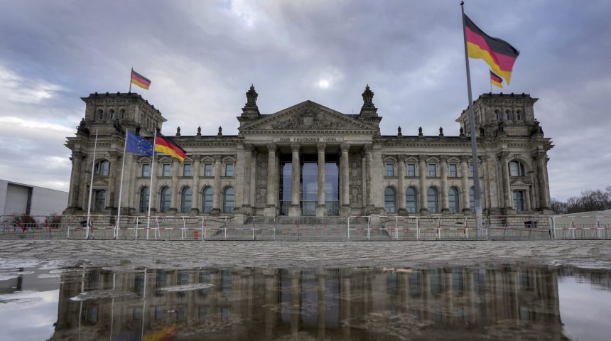 expozitie despre razboiul din ucraina deschisa la muzeul buncarului nazist din berlin 699d63c82d633