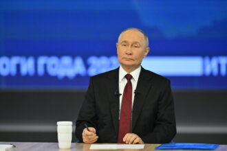 fereastra lui putin pentru pace se ingusteaza bugetul rusiei intra sub presiune pe fondul negocierilor privind ucraina 697eb92c9ef6c