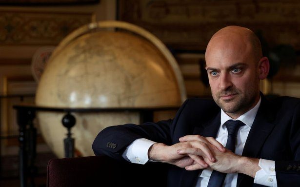 franta il convoaca pe ambasadorul sua dupa declaratiile administratiei trump privind moartea unui activist de extrema dreapta 699b144176842