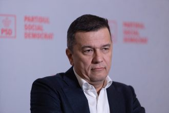 grindeanu s a dezlantuit toata vara am vazut cat de hoti sunt primarii cum isi angajeaza amantele si neamurile la primarie 6996259c1f614