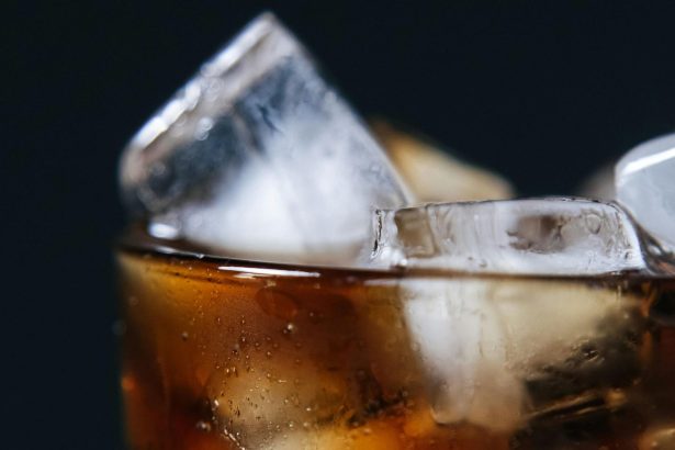 imbuteliatorul coca cola din sua dat in judecata dupa organizarea unui eveniment in care a exclus barbatii 6996a347102f7