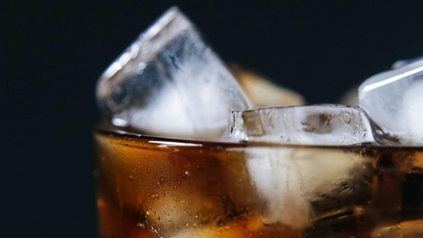 imbuteliatorul coca cola din sua dat in judecata dupa organizarea unui eveniment in care a exclus barbatii 6996a347102f7