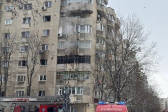 incendiu intr un bloc din sectorul 5 al capitalei o persoana a suferit arsuri 69807e8552f1b