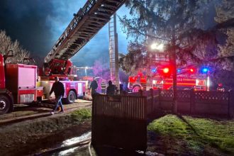 incendiu la o biserica din teleorman acoperisul s a prabusit 69a210fdde840