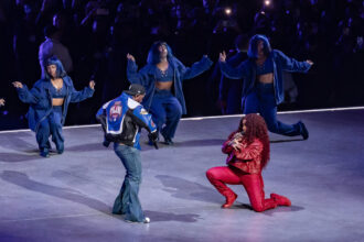 kendrick lamar si sza marii castigatori ai premiului record of the year la grammy 2026 69802e2b54942