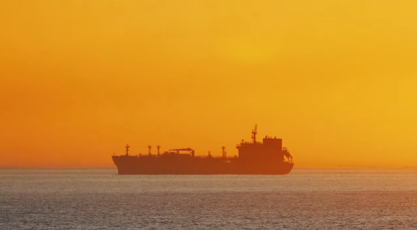 marea britanie pregateste confiscarea petrolierelor din flota fantoma a rusiei 6988a28651d4c