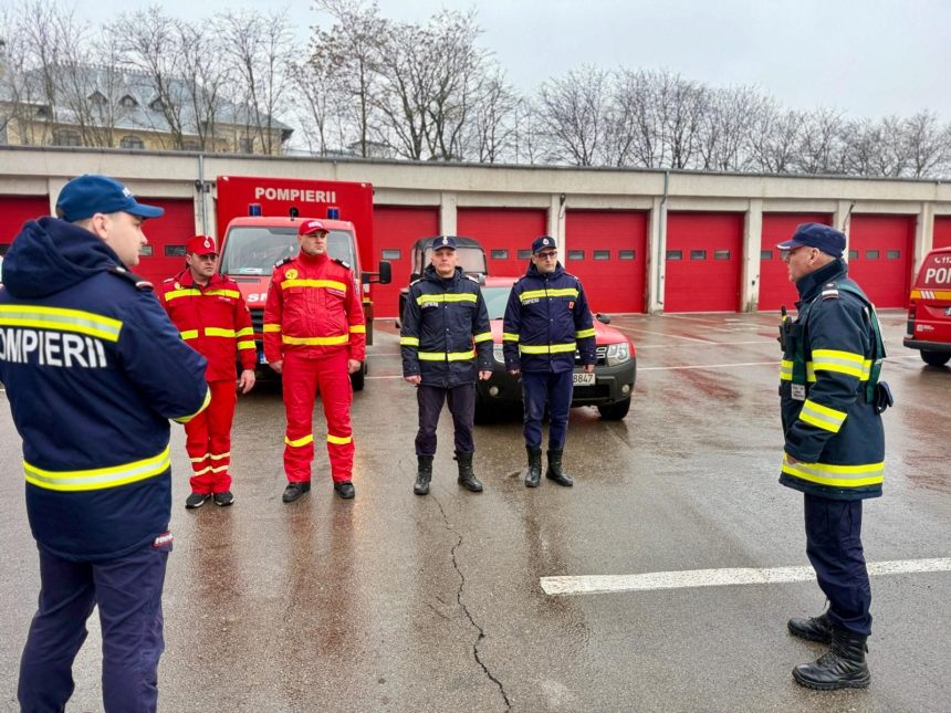 mii de pompieri mobilizati sa intervina in 9 judete din tara 699496fec6971