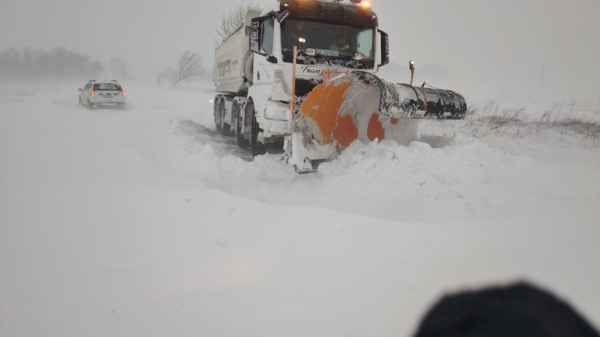 ninsori si viscol drumuri judetene si porturi inchise curse intarziate pe otopeni 699a9578ae45c