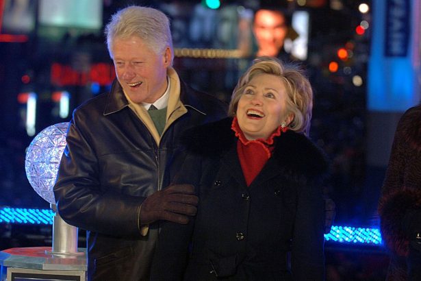 nu am avut relatii cu femeia din jacuzzi clinton depune marturie in cazul epstein 69a287edaab29