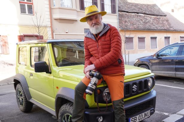 omul care nu exista dar exista jeno major alearga mereu dupa lumina 69960ba4609bf