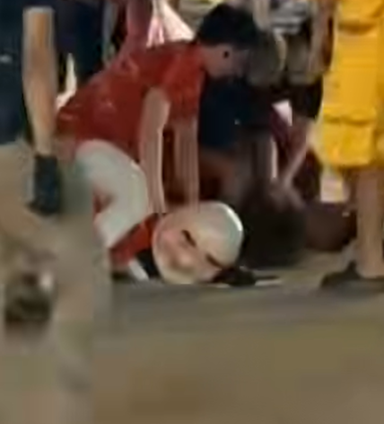 politia thailandeza s a deghizat in dansatori cu costume de leu pentru a prinde un hot profesionist 6998065bdb5a4