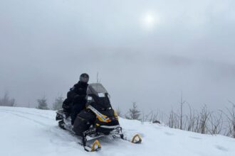 politistii de frontiera din sighetu marmatiei dotati cu patru snowmobile pentru misiuni pe timp de iarna 697f02bb29031