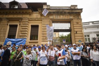 protest general al sindicatelor din educatie miercuri la cotroceni ne dorim un ministru care sa empatizeze cu studentii si cu profesorii 699c5377f1abd