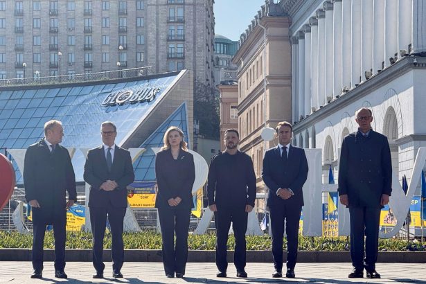 regatul unit anunta un nou pachet militar si umanitar pentru ucraina la patru ani de la invazia lansata de putin 699d69fe935b6