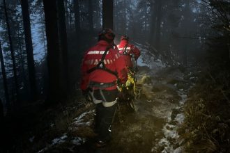 salvamont 56 de cetateni din toata tara blocati pe munte au solicitat ajutor 698d85a379a75