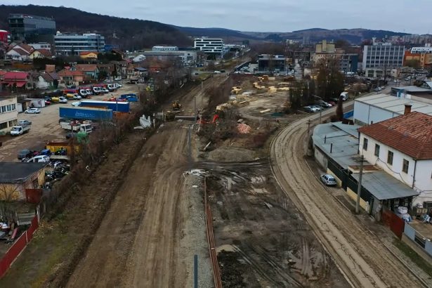 santierul care leaga clujul de oradea si ungaria primul tronson e aproape dar cu o surpriza pentru navetisti 699d5b029bb2b