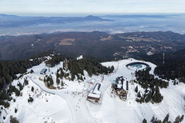 se schiaza pe toate partiile din poiana brasov in ciuda temperaturilor pozitive 698f18bad9bfe