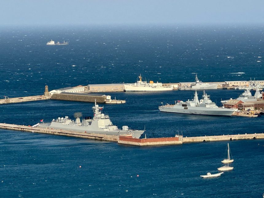 sua a pregatit langa iran cea mai mare putere aeriana de la invazia irakului din 2003 trump a dat un ultimatim teheranului 69977d41001a0