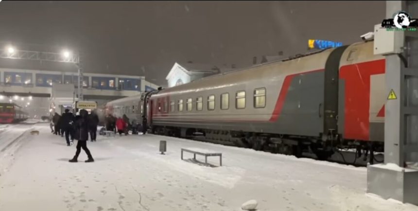 trafic feroviar suspendat pe magistrala 300 in zona crivina brazi ploiesti din cauza ninsorii 69955031c7a65