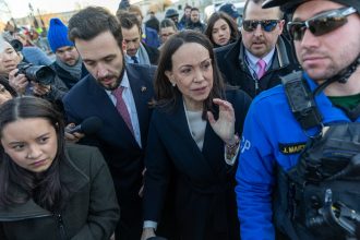 un aliat apropiat liderei opozitiei din venezuela rapit la scurt timp dupa eliberarea din arest 69897815e3872