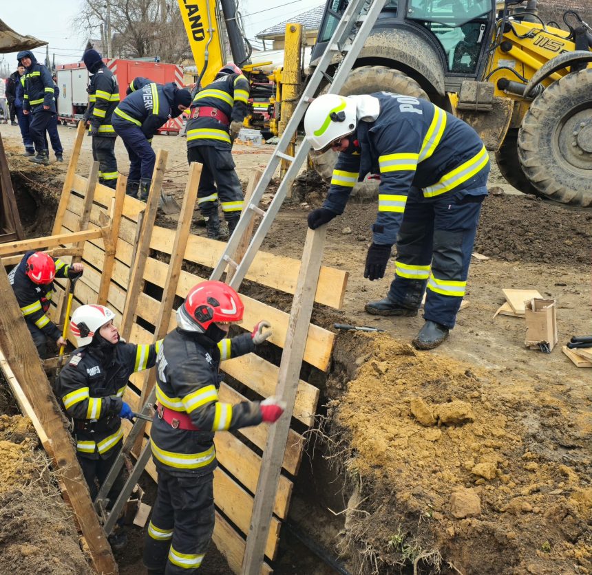 un barbat a murit dupa ce a fost surprins de un mal de pamant la lucrari de canalizare in fierbintii de jos 6989f4fb52f3e