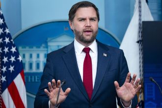 vicepresedintele vance anunta ca iran nu accepta anumite linii rosii stabilite de washington 6994f4639609e