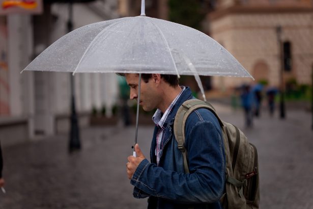 vremea in bucuresti anm ploi precipitatii mixte si risc de polei pana joi dimineata 699d60fc3b484