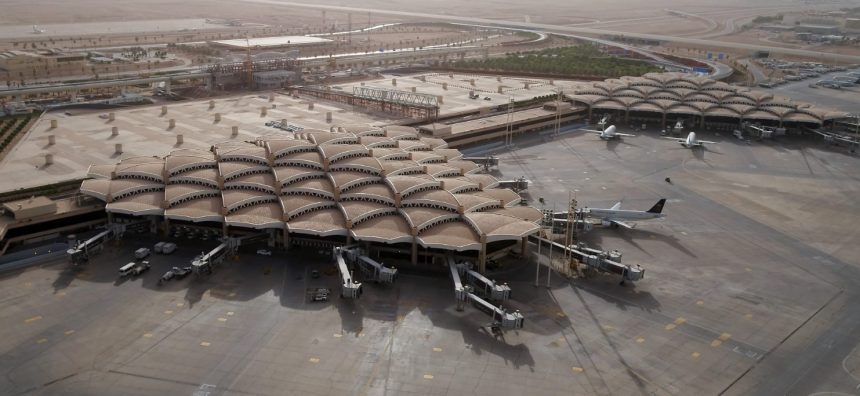 183 de romani au revenit din qatar cu un zbor de repatriere pe ruta riad bucuresti 69ad792ea4614