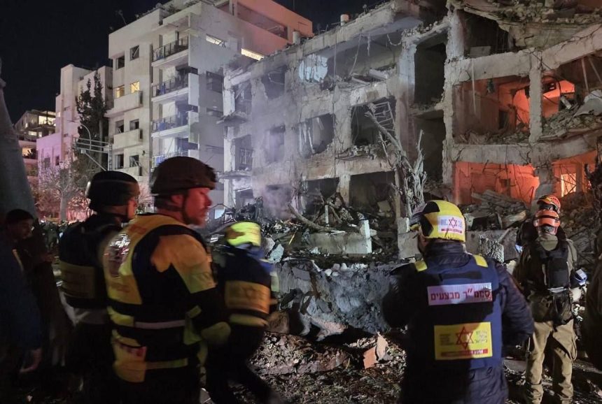 8 morti dupa ce o racheta a lovit un bloc langa ierusalim 69a43f3867112