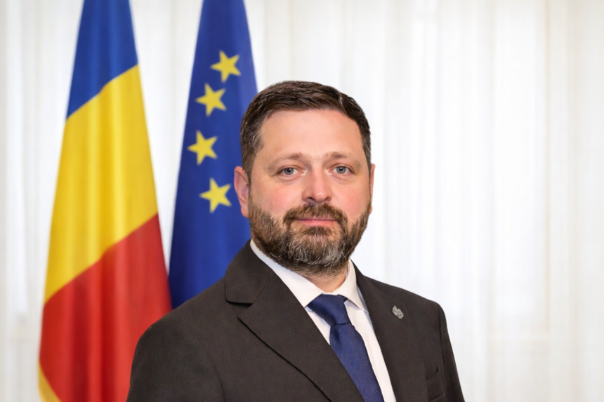 Răzvan Mirel Chiriță susține necesitatea demiterii premierului Ilie Bolojan și eliminarea USR din guvern pentru stabilitate politică în România.