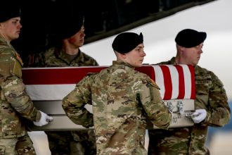 al saptelea soldat american a murit in razboiul din orientul mijlociu dupa ce a fost ranit intr un atac din arabia saudita 69ae0ff5eaa99