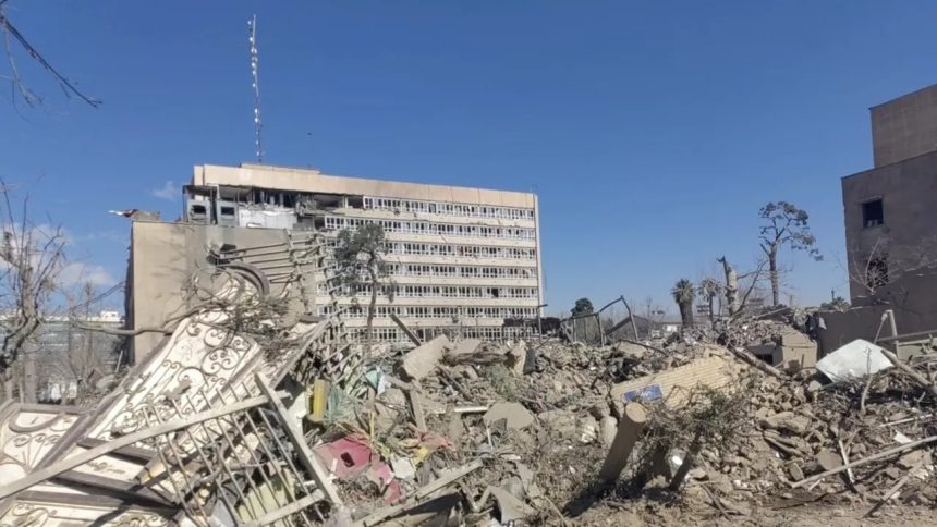 aproximativ un milion de americani sunt blocati in orientul mijlociu din cauza situatiei din iran 69a8adfc95e68