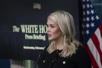 casa alba afirma ca sua au mai mult decat suficiente arme pentru un conflict prelungit cu iranul 69a8db5244753