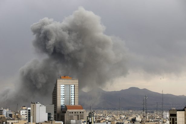 cinci efecte concrete ale conflictului din iran asupra vietii tale de zi cu zi 69aa7342521f7