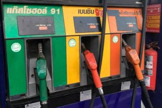 criza petrolului thailanda si vietnam roaga angajatii sa munceasca de acasa sa foloseasca scarile sa stea cu aerul conditionat la 27 de grade si sa poarte camasi cu maneca scurta 69b00563786b5