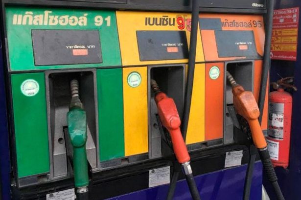 criza petrolului thailanda si vietnam roaga angajatii sa munceasca de acasa sa foloseasca scarile sa stea cu aerul conditionat la 27 de grade si sa poarte camasi cu maneca scurta 69b00563786b5