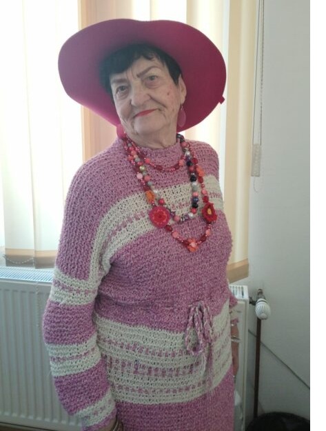 cu o energie de invidiat amalia demonstreaza ca niciodata nu e prea tarziu studenta la 90 de ani 69bfa0e76d6db