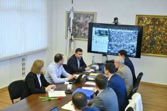 edited ciucu anunta o serie de proiecte comune cu primarii de sector tratez aceste intalniri strict administrativ nu politic 69aee94b4bd29