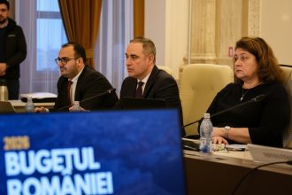 edited curat vot coane fanica dar sa se mai numere o data scene demne de caragiale la parlament la votul din comisii 69ba852a86c21