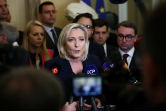 edited cutremur politic in franta extrema dreapta din franta avanseaza in alegerile municipale cu rezultate istorice pentru partidul lui marine le pen 69b7327195bee