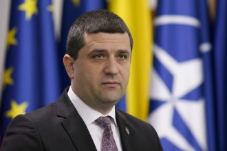 edited discutii la mapn despre contractul de achizitie a transportoarelor blindate pentru trupe piranha v 69b04eb3385e7