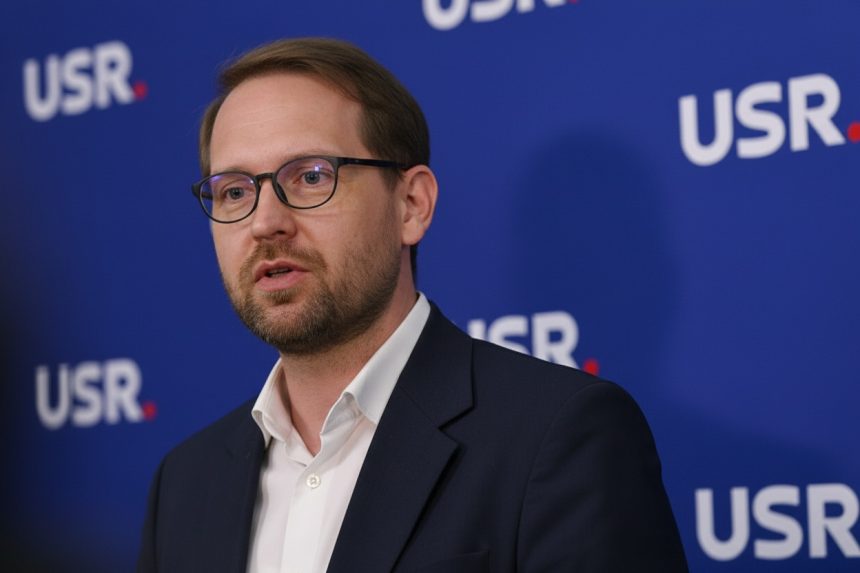 edited dominic fritz despre cresterea alarmanta a pretului carburantilor va trebui sa analizam foarte bine ce impact vor avea aceste masuri pe care le sustinem 69c176dfc462b