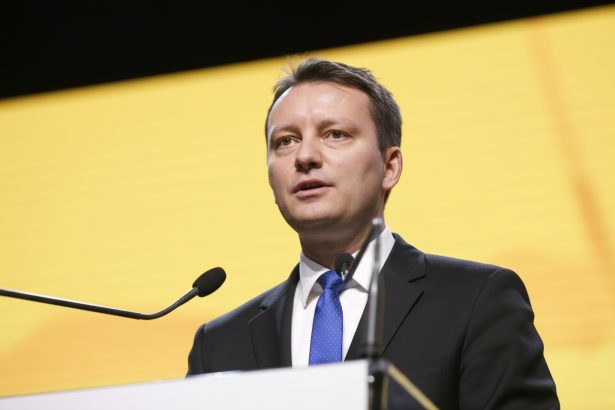 edited europarlamentar pnl romanii nu sunt interesati de viitorul psd ci de guvernarea tarii 69ca64187802b